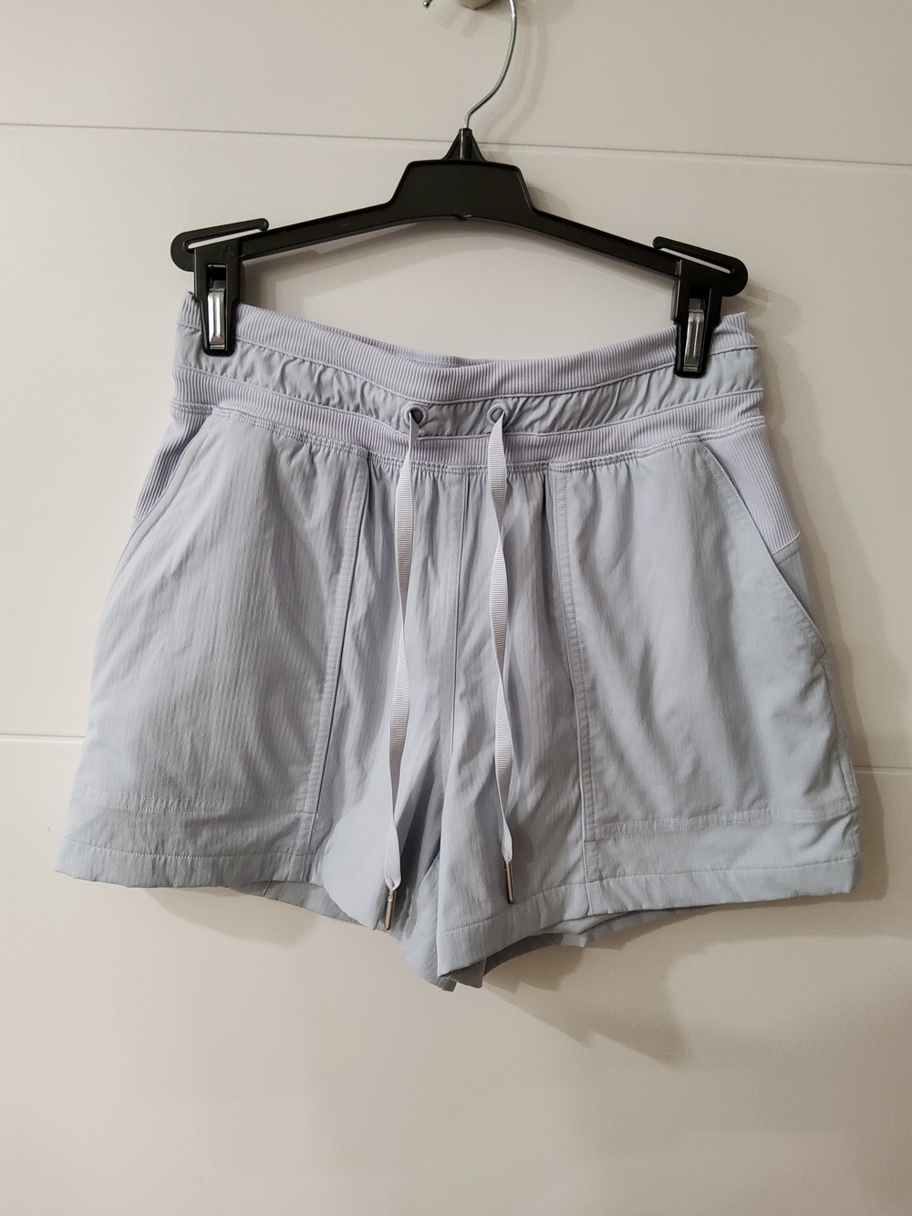 Lululemon Dance Studio High Rise Shorts Size 2